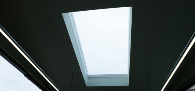 Zařiďte si dokonalou domácí pracovnu pod střešním oknem